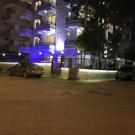 Ikizler Apart לינה וארוחת בוקר 2*