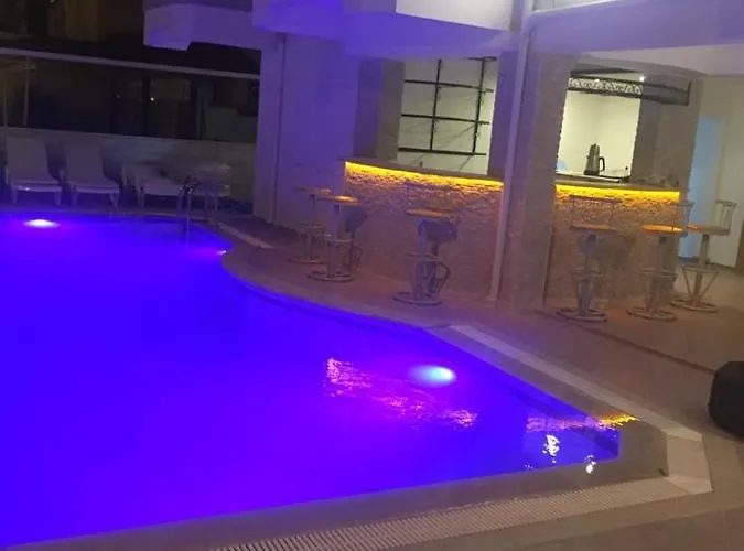 Oda ve Kahvaltı ıkizler Apart 2*